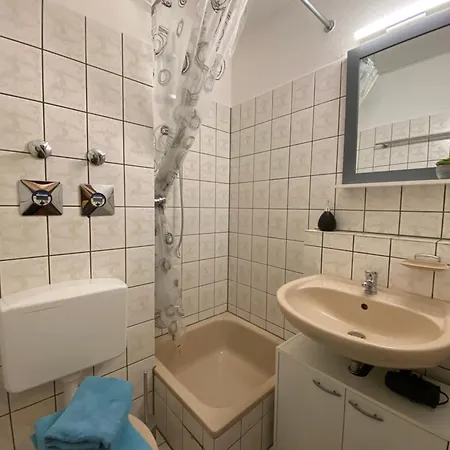 Apartment Einzimmerwohnung In Mitte *